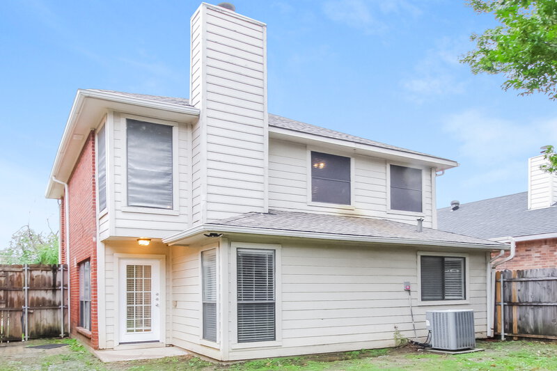 2,115/Mo, 1345 Jasmine Dr Lewisville, TX 75077 Rear View