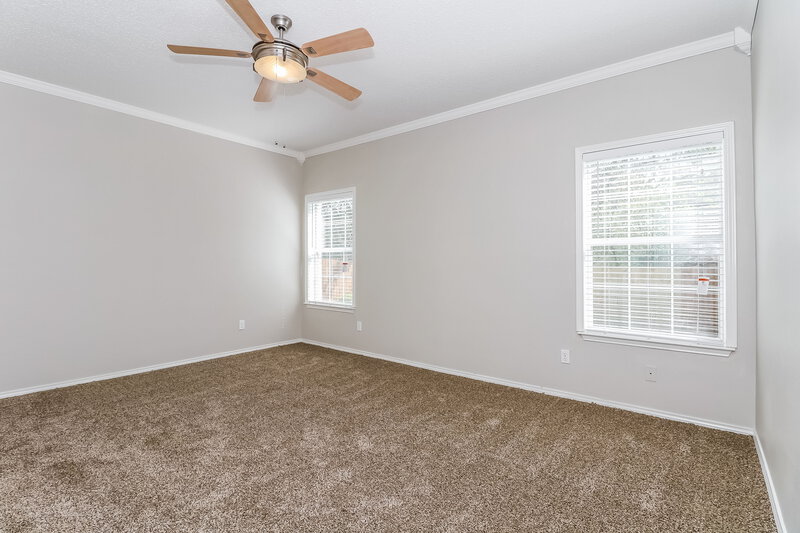 3,130/Mo, 7121 Greenspoint Dr Arlington, TX 76001 Master Bedroom View