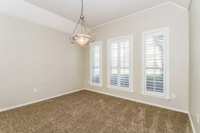 3,130/Mo, 7121 Greenspoint Dr Arlington, TX 76001 Bedroom View