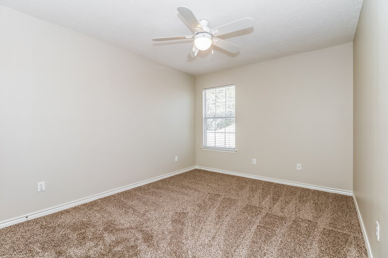 3,130/Mo, 7121 Greenspoint Dr Arlington, TX 76001 Bedroom View 3