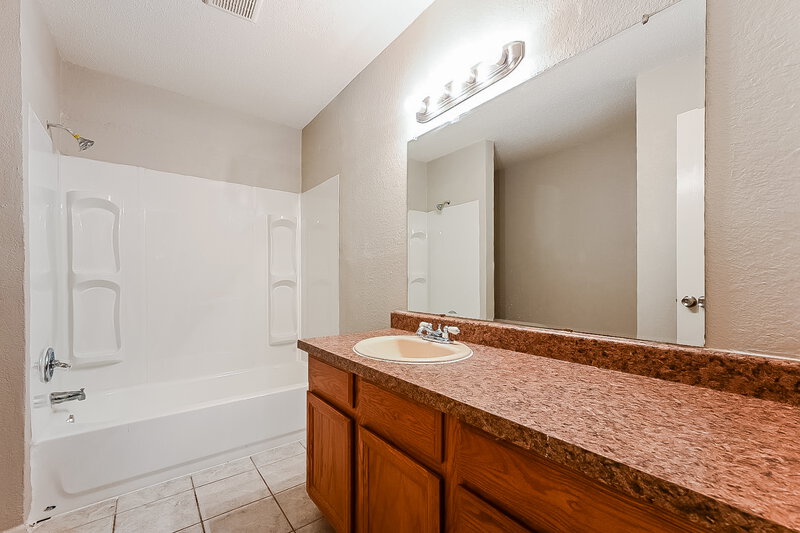 2,105/Mo, 6217 Cool Springs Dr Arlington, TX 76001 Misc View 10