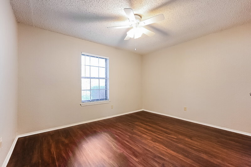 2,105/Mo, 6217 Cool Springs Dr Arlington, TX 76001 Misc View 13