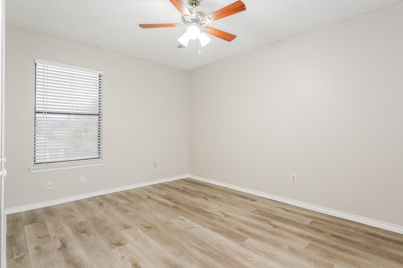 2,480/Mo, 2305 Weyborn Dr Arlington, TX 76018 Bedroom View 2