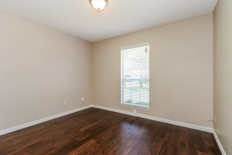 2,285/Mo, 316 Iberis Dr Arlington, TX 76018 Bedroom View