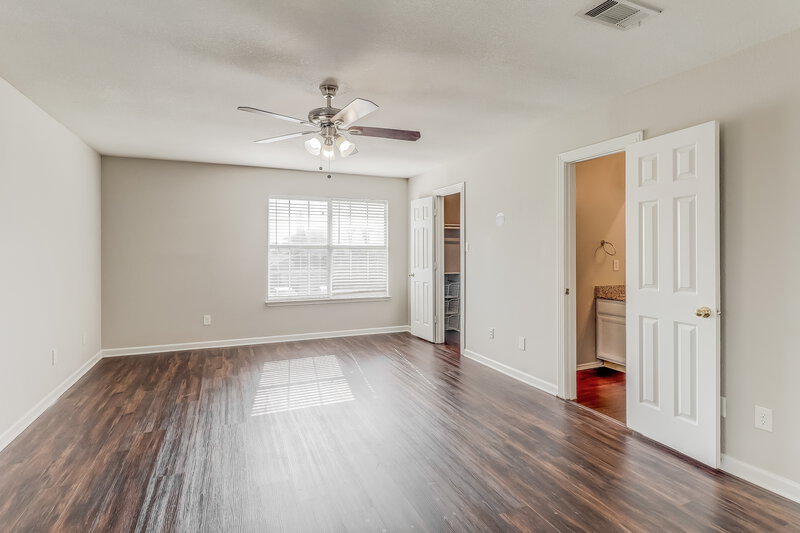 2,345/Mo, 6418 Nicole Way Arlington, TX 76002 Main Bedroom View
