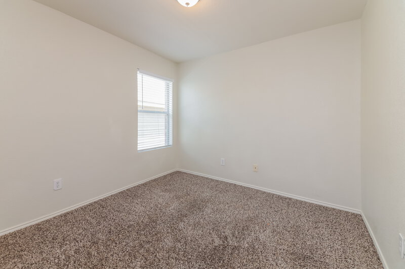 1,875/Mo, 2023 Kickapoo Trl Heartland, TX 75126 Bedroom View 2