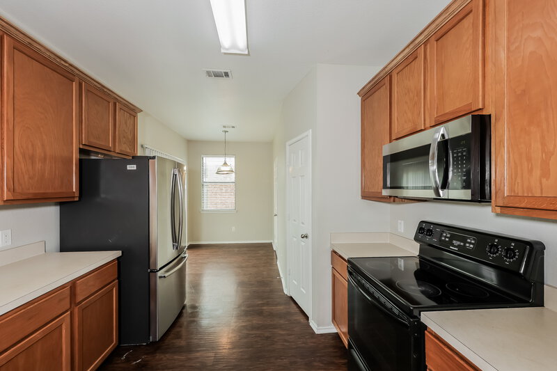 1,990/Mo, 3401 Roddy Dr Fort Worth, TX 76123 Kitchen View 3