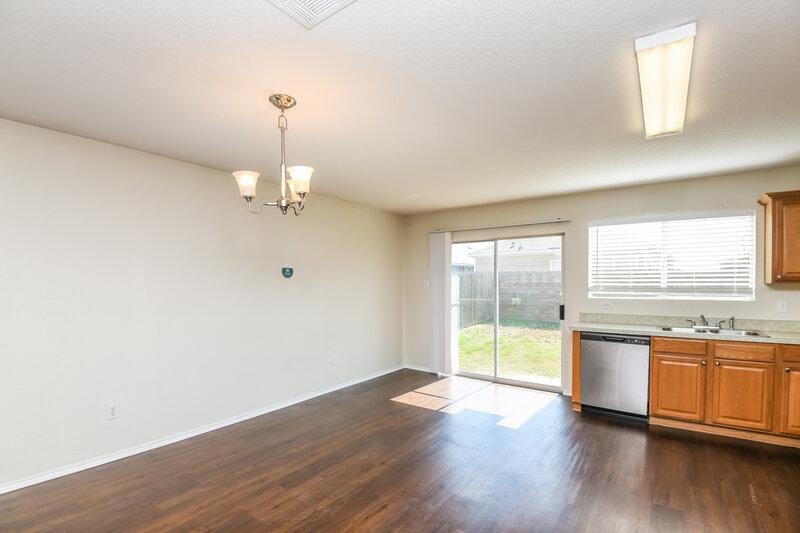 1,605/Mo, 1724 Vineridge Ln Burleson, TX 76028 Dining Room View