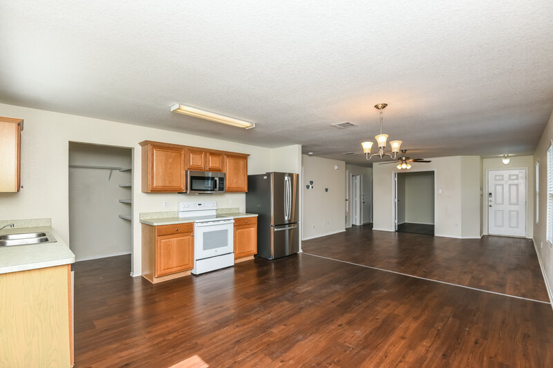 1,605/Mo, 1724 Vineridge Ln Burleson, TX 76028 Kitchen View