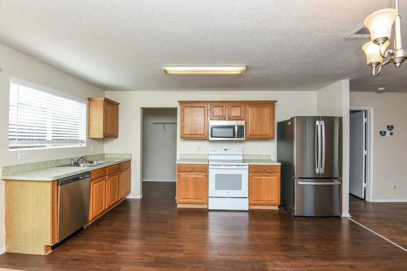 1,605/Mo, 1724 Vineridge Ln Burleson, TX 76028 Kitchen View 2