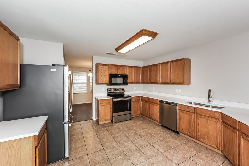 2,290/Mo, 580 Creekbend St Crowley, TX 76036 Kitchen View
