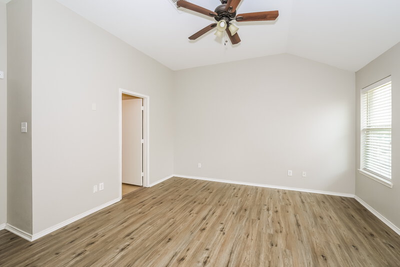 2,515/Mo, 908 Lindstrom Dr Fort Worth, TX 76131 Main Bedroom View 2