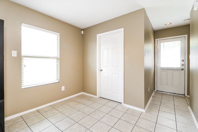 2,055/Mo, 9036 Sun Haven Way Fort Worth, TX 76244 Dining Room View