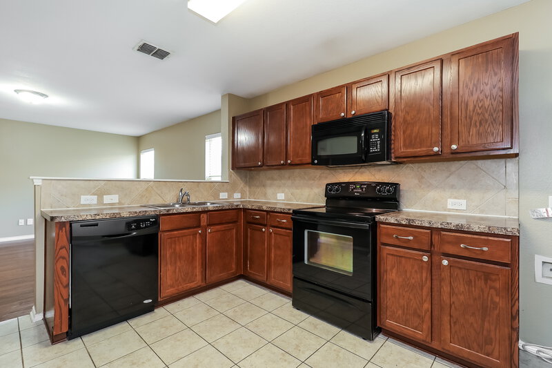 2,055/Mo, 9036 Sun Haven Way Fort Worth, TX 76244 Kitchen View