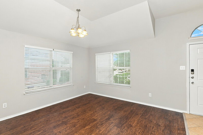 2,205/Mo, 6229 Chalk Hollow Dr Fort Worth, TX 76179 Living Room View 2