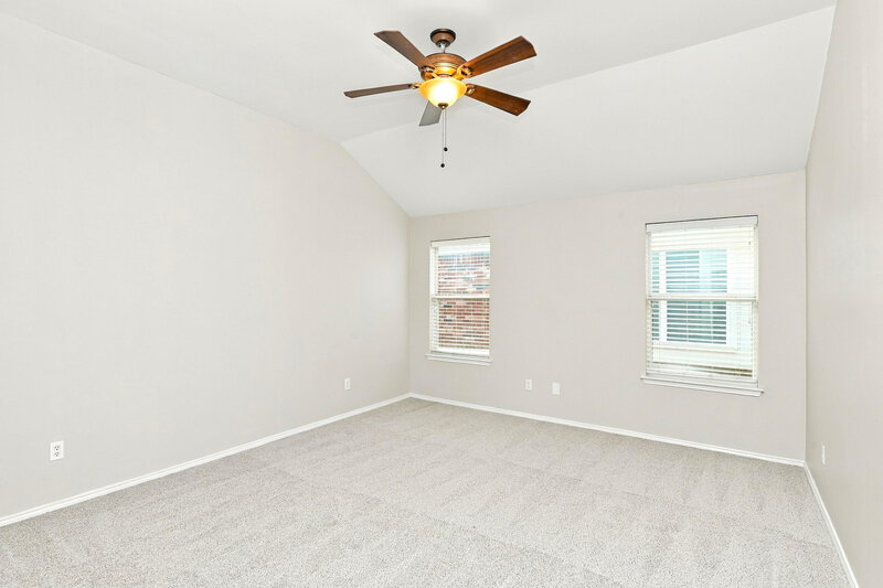 2,205/Mo, 6229 Chalk Hollow Dr Fort Worth, TX 76179 Primary Bedroom View 2