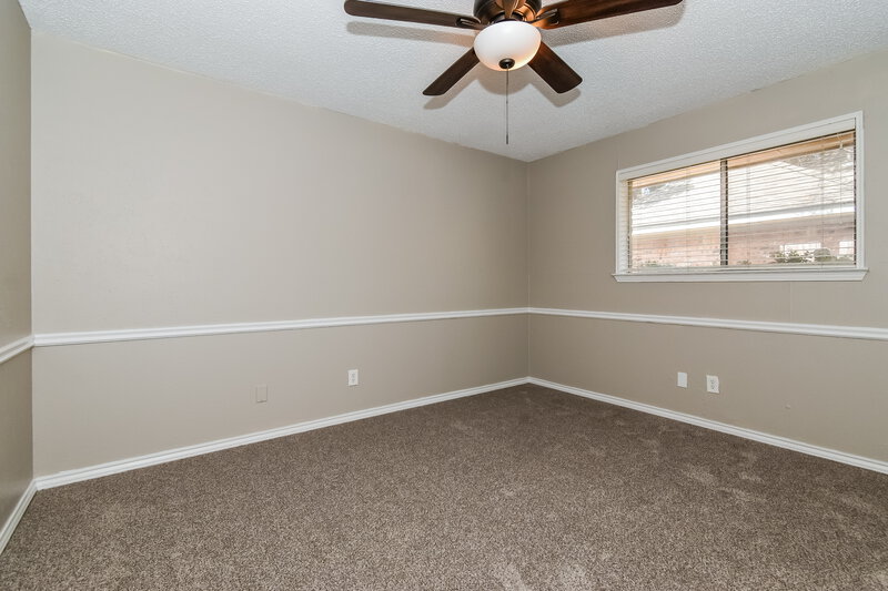 2,410/Mo, 522 Pebblecreek Dr Garland, TX 75040 Bedroom View 2