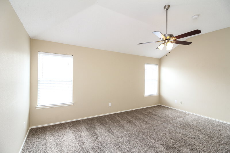 2,650/Mo, 2024 Northridge Dr Forney, TX 75126 Master Bedroomlarge View