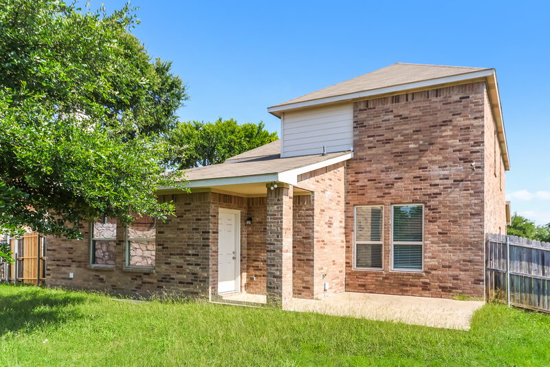 3,750/Mo, 6816 Clarktown Ct Dallas, TX 75236 Rear View