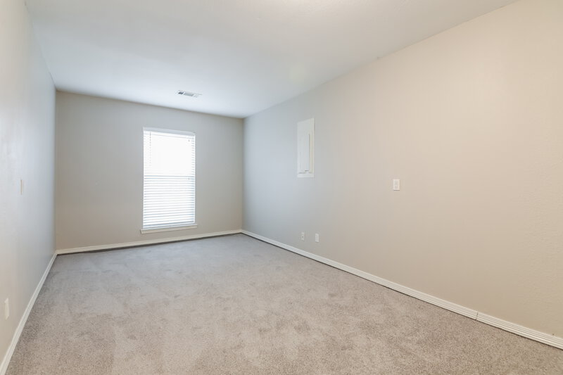 1,975/Mo, 206 E Holly Crandall, TX 75114 Bedroom View 3