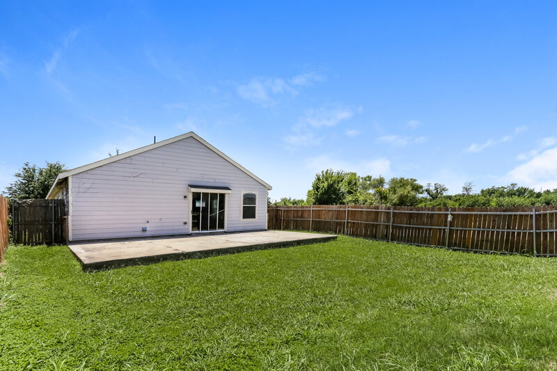 1,940/Mo, 1303 Macaw Ct Grand Prairie, TX 75051 Rear View