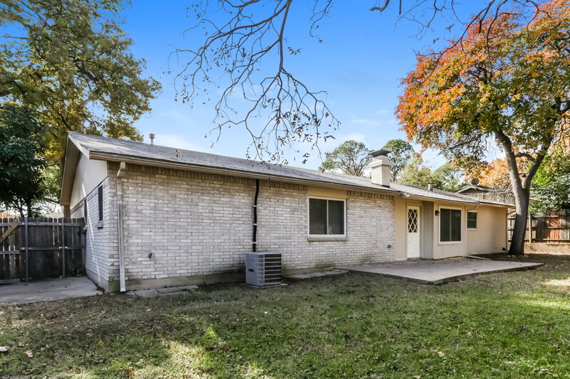 1,815/Mo, 1307 Columbine Ct Arlington, TX 76013 Rear View