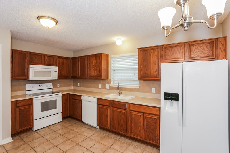 1,950/Mo, 8060 Cannonwood Dr Fort Worth, TX 76137 Kitchen View