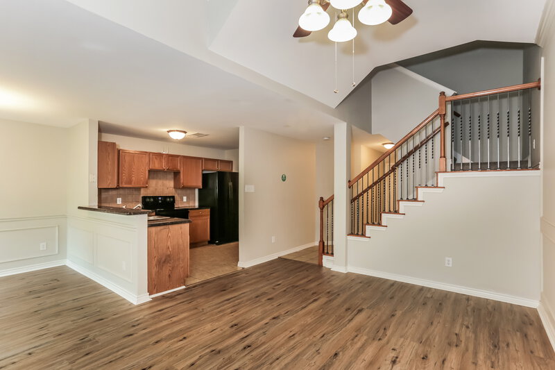 3,160/Mo, 12634 Bay Ave Fort Worth, TX 76040 Living Room View 2