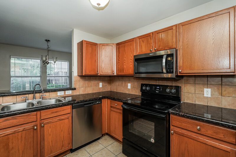 2,380/Mo, 12634 Bay Ave Fort Worth, TX 76040 Misc View 5