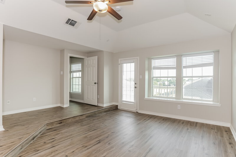 3,160/Mo, 12634 Bay Ave Fort Worth, TX 76040 Main Bedroom View