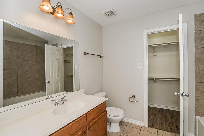 2,380/Mo, 12634 Bay Ave Fort Worth, TX 76040 Misc View 9