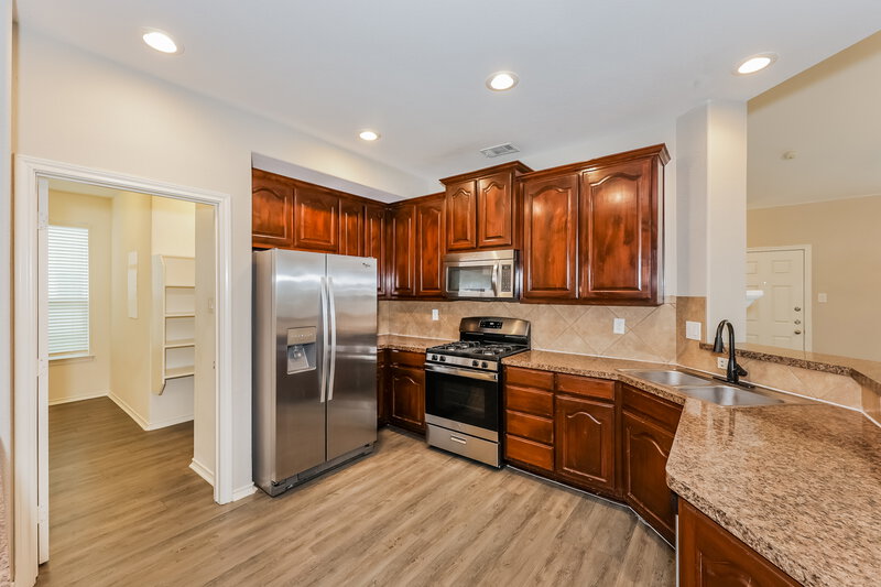 2,425/Mo, 5020 Cassidy Ln Fort Worth, TX 76244 Kitchen View