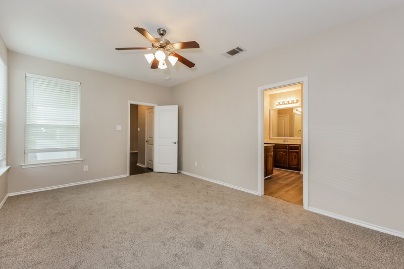 2,425/Mo, 5020 Cassidy Ln Fort Worth, TX 76244 Main Bedroom View 2