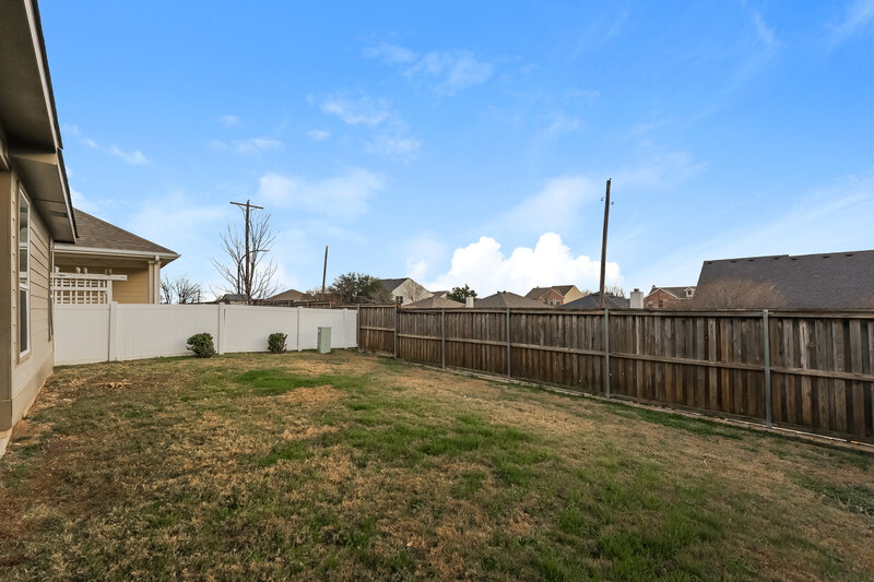 2,425/Mo, 5020 Cassidy Ln Fort Worth, TX 76244 Backyard View