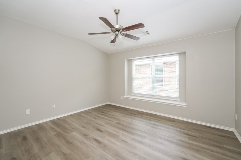 1,745/Mo, 8809 Highland Orchard Dr Fort Worth, TX 76179 Main Bedroom View
