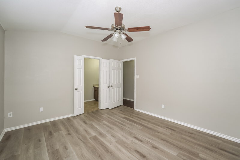 1,745/Mo, 8809 Highland Orchard Dr Fort Worth, TX 76179 Main Bedroom View 2