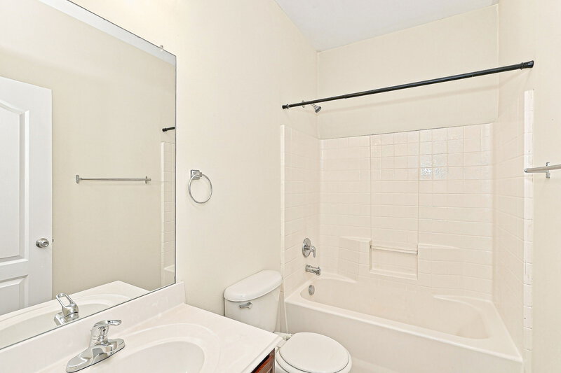 1,855/Mo, 6420 Spring Ranch Dr Fort Worth, TX 76179 Bathroom View