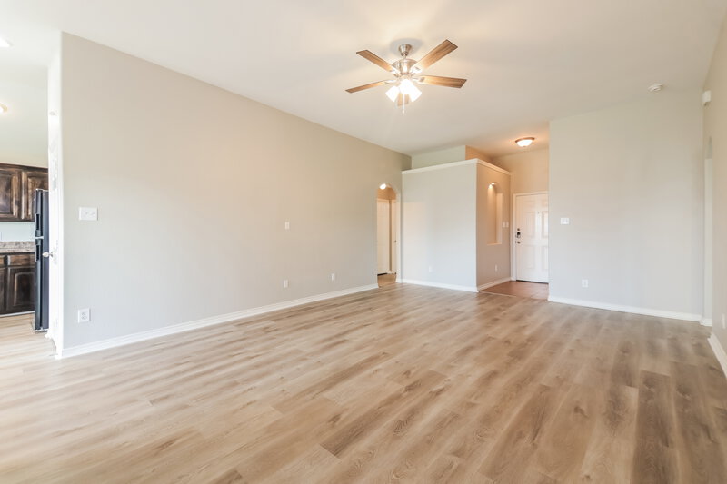 2,019/Mo, 12804 Bruce Dr Balch Springs, TX 75180 Living Room View 3