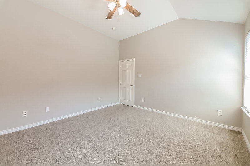 2,019/Mo, 12804 Bruce Dr Balch Springs, TX 75180 Main Bedroom View 2