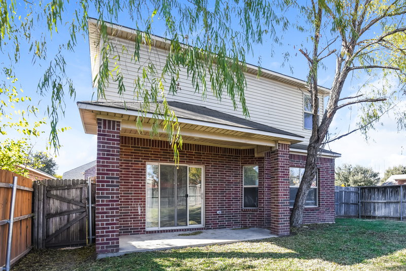 2,230/Mo, 5180 Britton Ridge Ln Fort Worth, TX 76179 Rear View