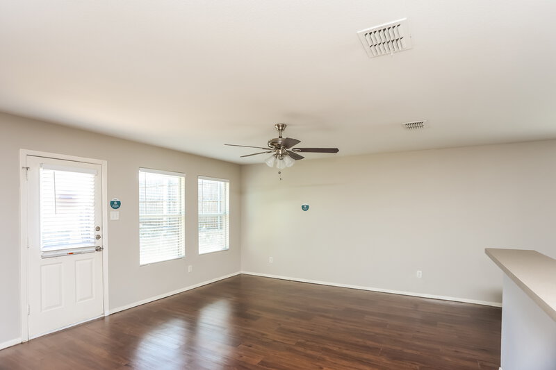 1,920/Mo, 6624 Cantata Ct Dallas, TX 75241 Living Room View 2