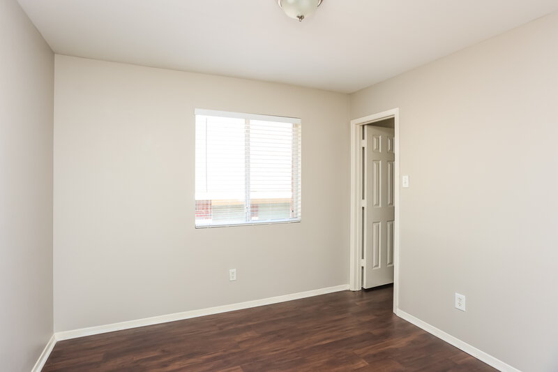 1,920/Mo, 6624 Cantata Ct Dallas, TX 75241 Bedroom View