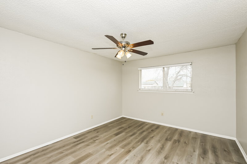 1,820/Mo, 716 Admiralty Way Fort Worth, TX 76108 Main Bedroom View