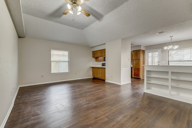 2,060/Mo, 1228 Nelson Pl Burleson, TX 76028 Living Room View