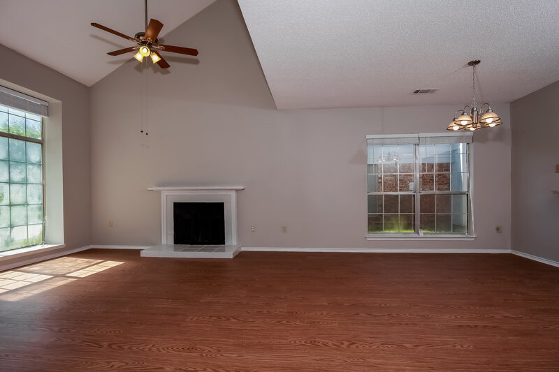 3,000/Mo, 421 Lookout Mountain Trl Mesquite, TX 75149 Living Room View