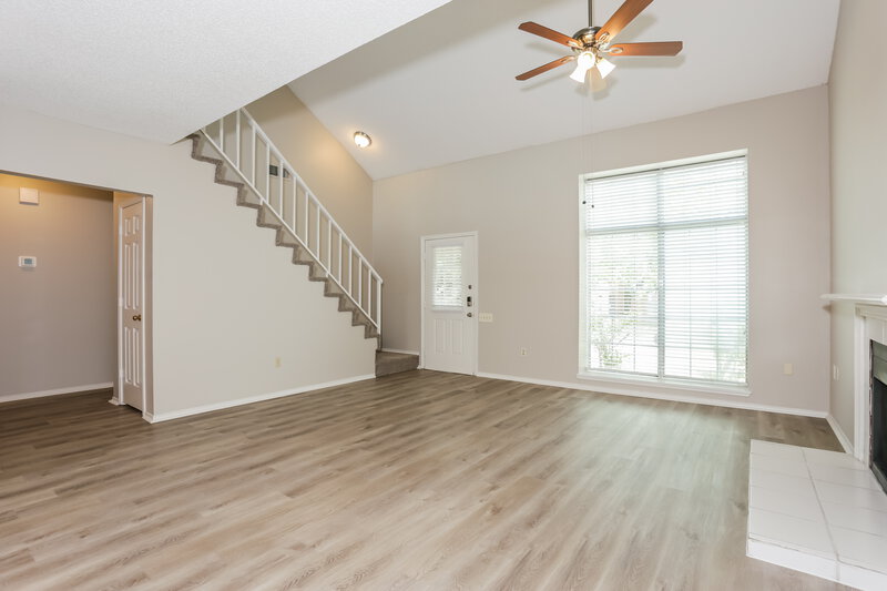 2,450/Mo, 421 Lookout Mountain Trl Mesquite, TX 75149 Living Room View 2