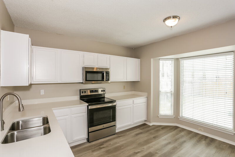2,450/Mo, 421 Lookout Mountain Trl Mesquite, TX 75149 Kitchen View