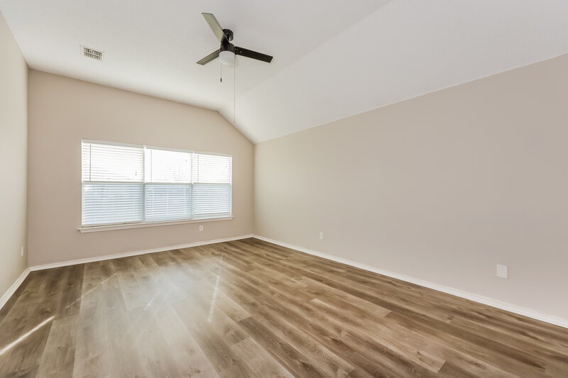 2,380/Mo, 216 Quail Meadows Ln Arlington, TX 76002 Main Bedroom View