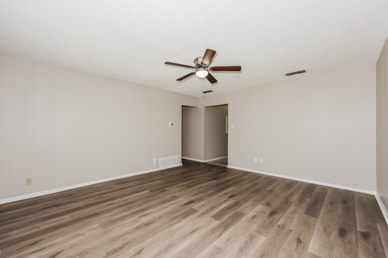 1,975/Mo, 6053 Herschel Dr Watauga, TX 76148 Living Room View