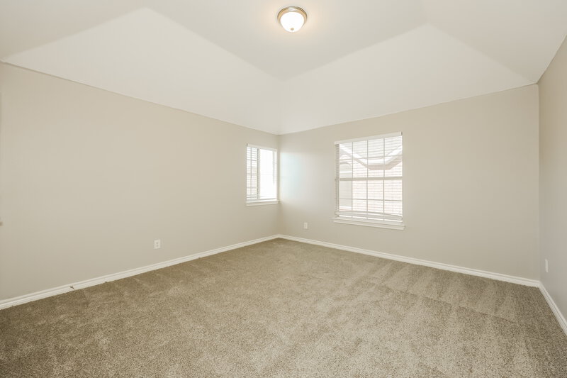 3,100/Mo, 301 Cold Water Dr Desoto, TX 75115 Primary Bedroom View